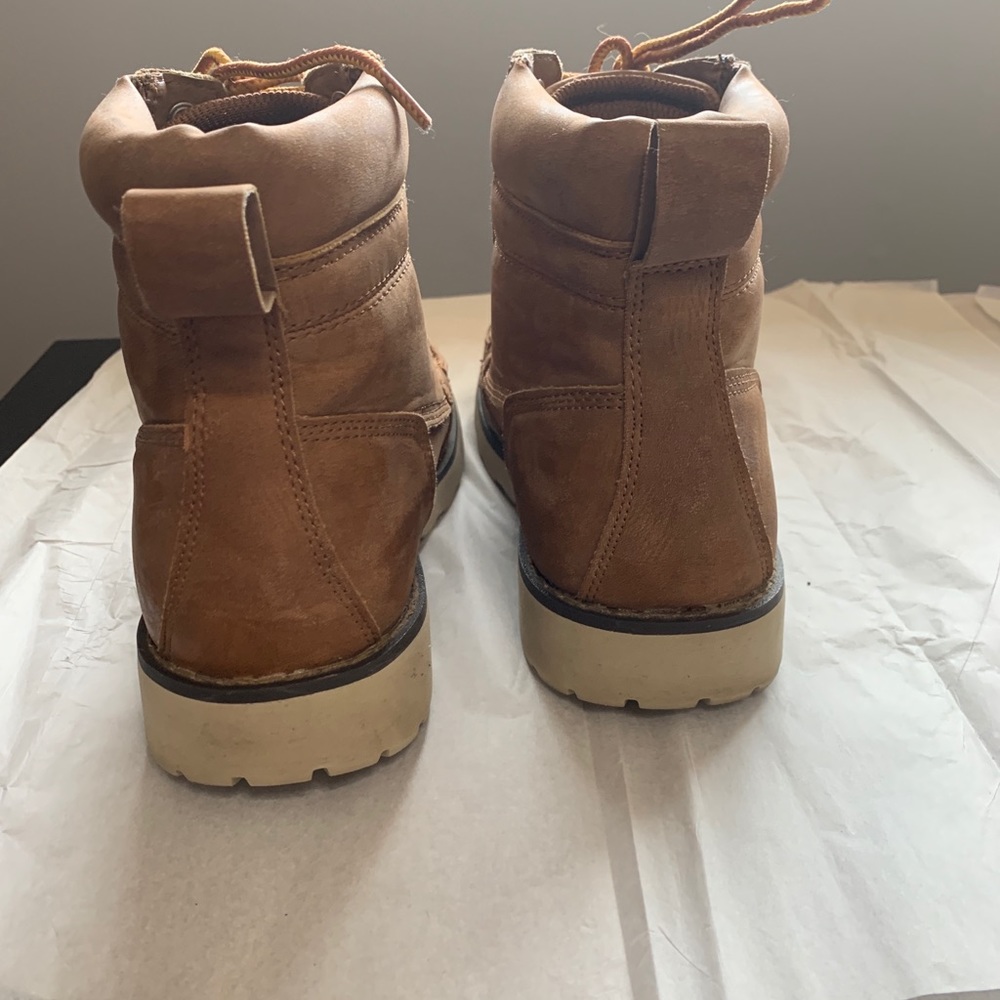 Boots, Size 9. Great condition